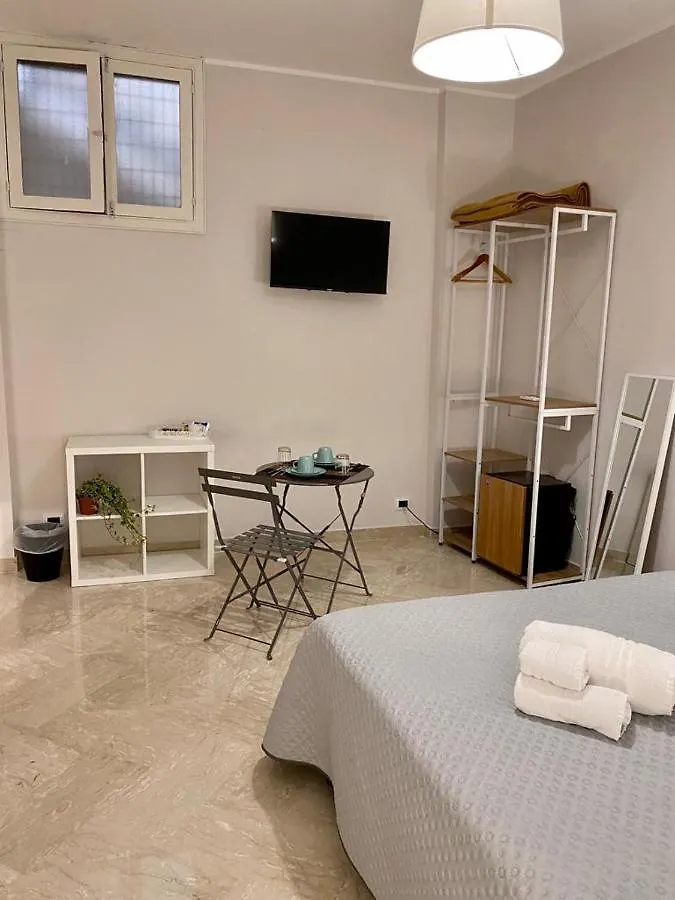 Ginevra Rooms Bari Italie