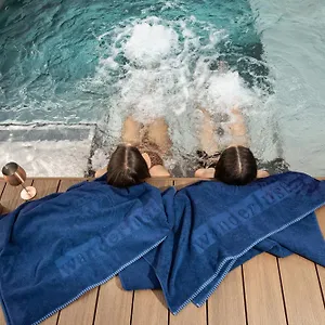 wanderlust-suite-spa-bardolino-lago-di-garda-verona.hotelinveneto.com/